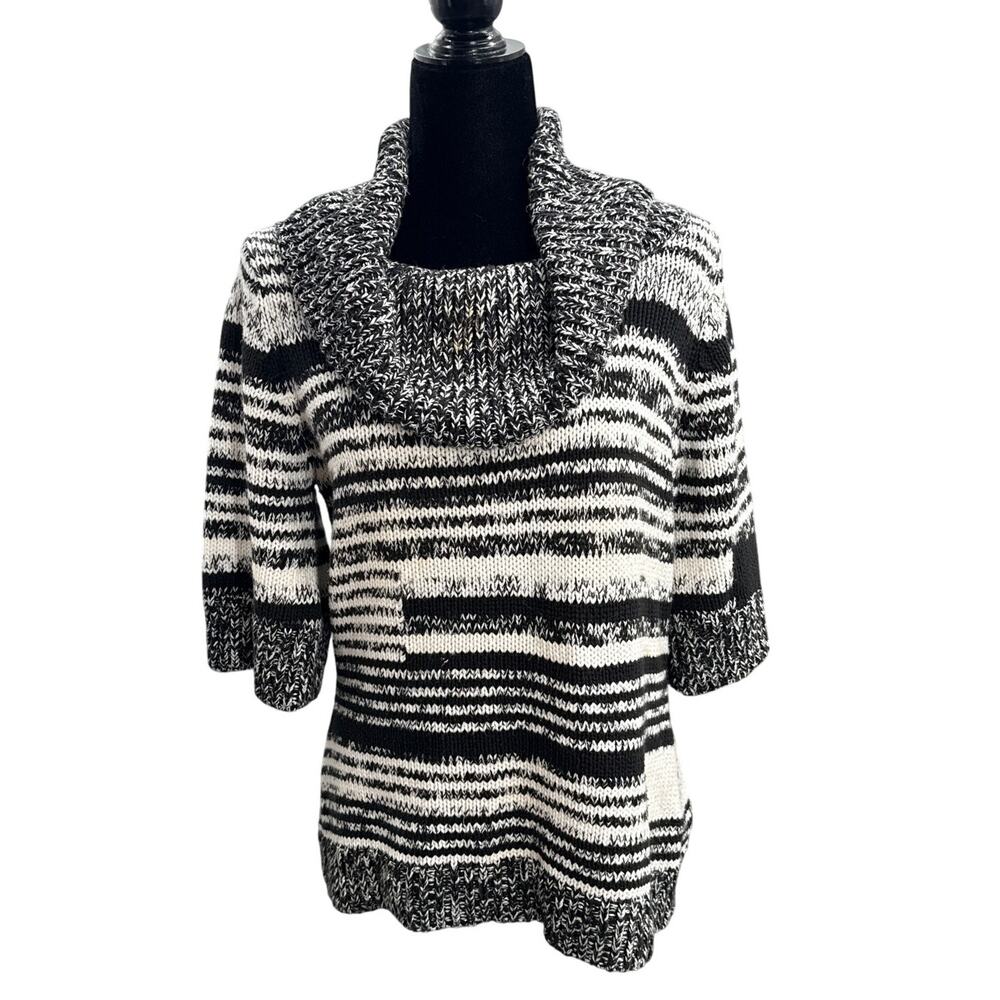 White House Black Market Short Sleeve Cowl Neck Sweater Large